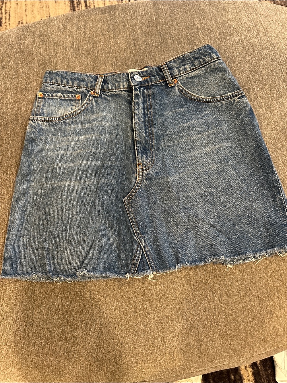 Zara short jean skirt